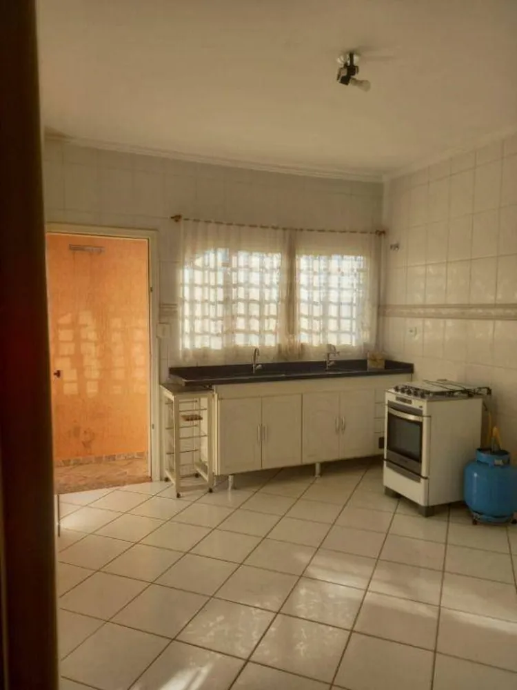 Casa, 3 quartos, 300 m² - Foto 4