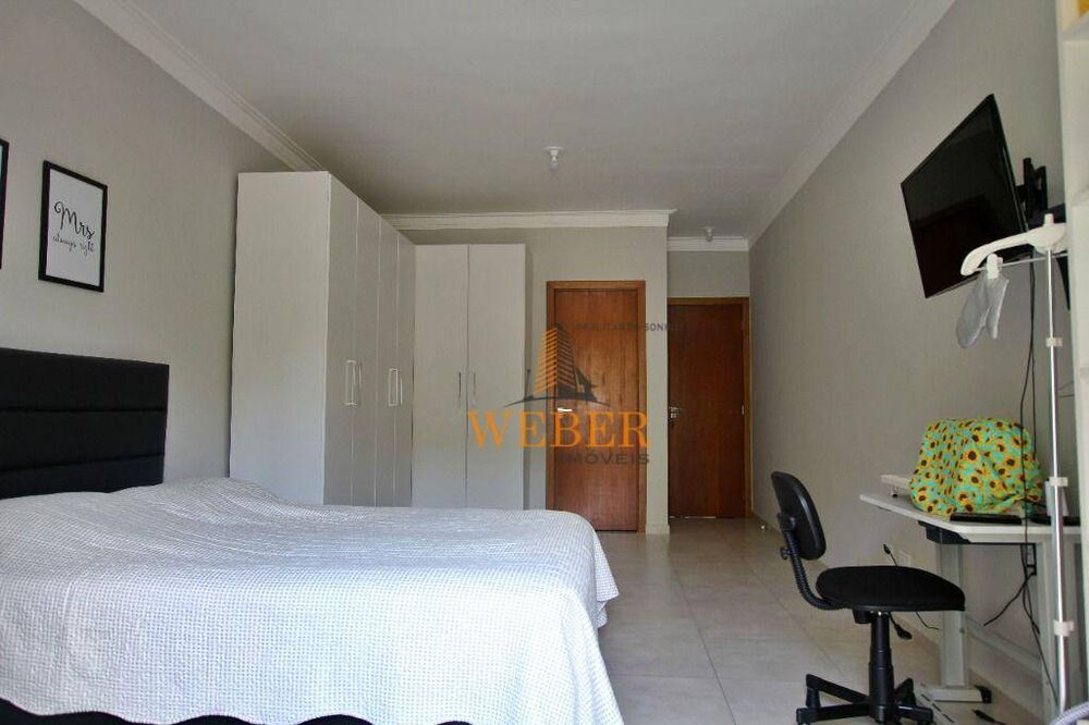 Sobrado, 3 quartos, 242 m² - Foto 18