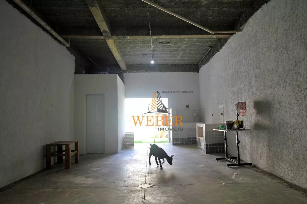 Sobrado, 3 quartos, 242 m² - Foto 2