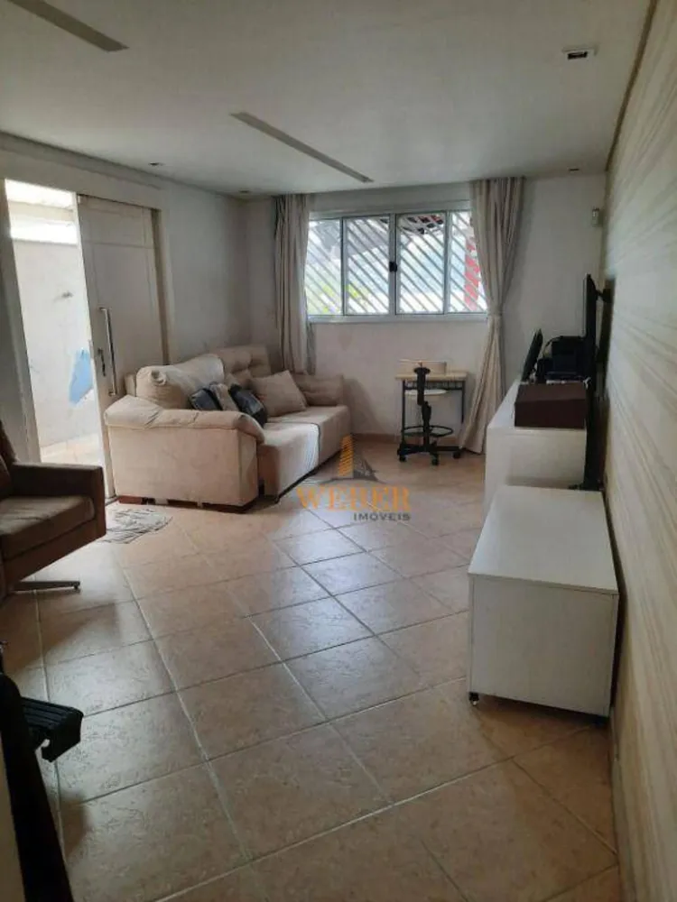 Casa, 3 quartos, 240 m² - Foto 7