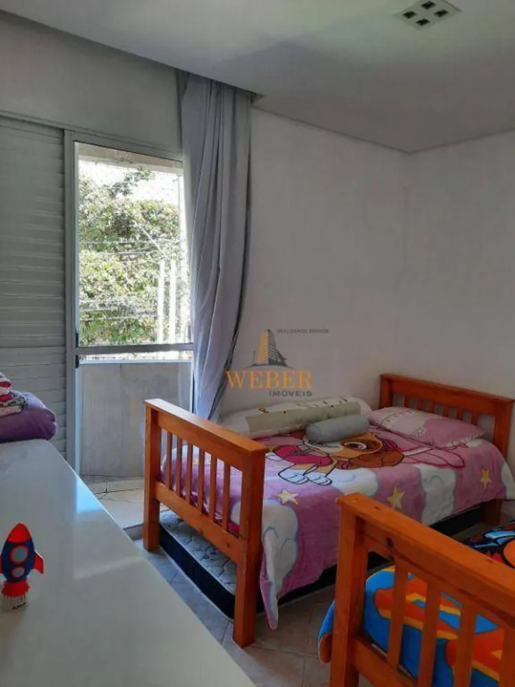 Casa, 3 quartos, 240 m² - Foto 3