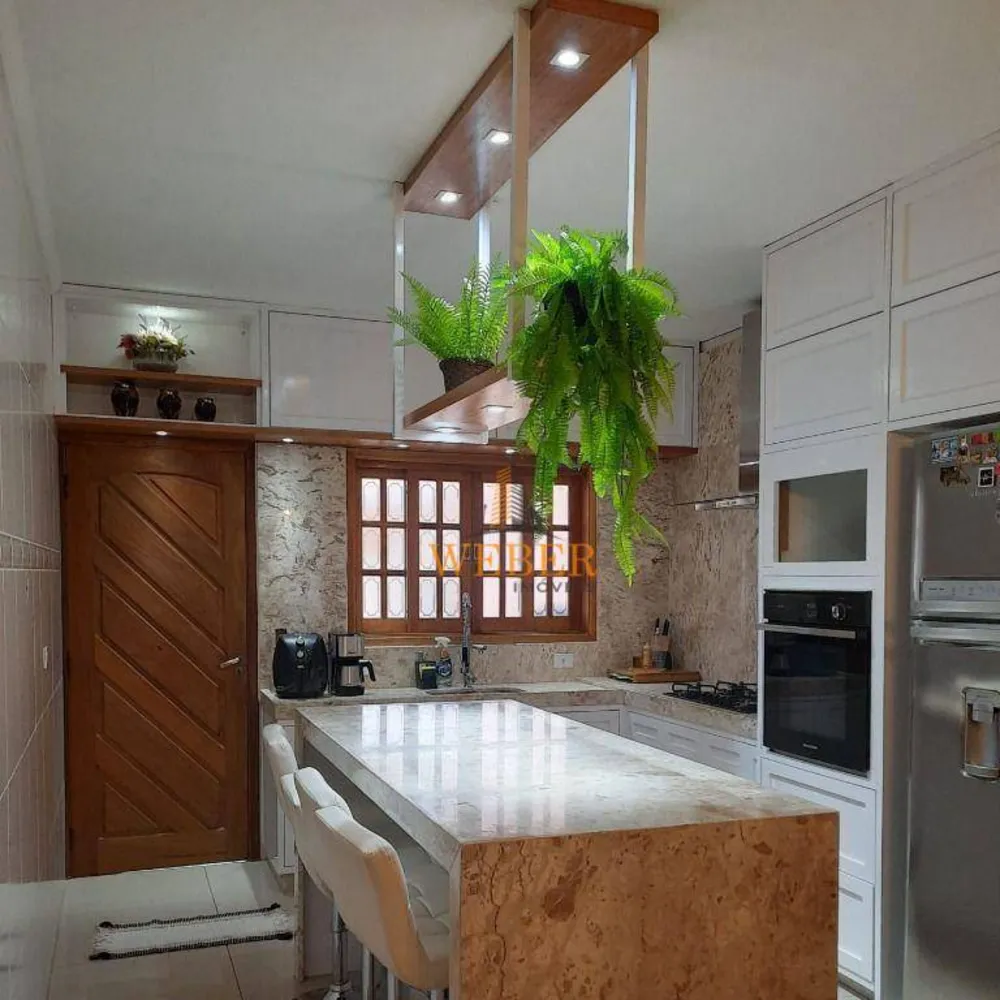 Sobrado, 3 quartos, 182 m² - Foto 2