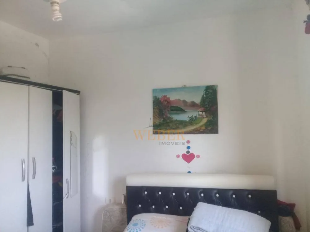 Casa, 5 quartos, 110 m² - Foto 1