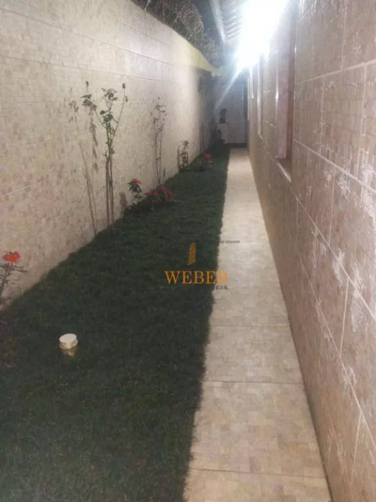 Casa, 4 quartos, 140 m² - Foto 1