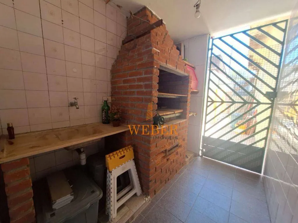 Casa, 6 quartos, 330 m² - Foto 2