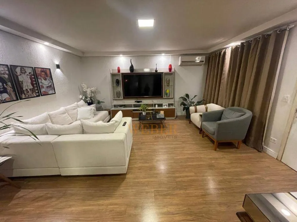 Casa, 3 quartos, 340 m² - Foto 1
