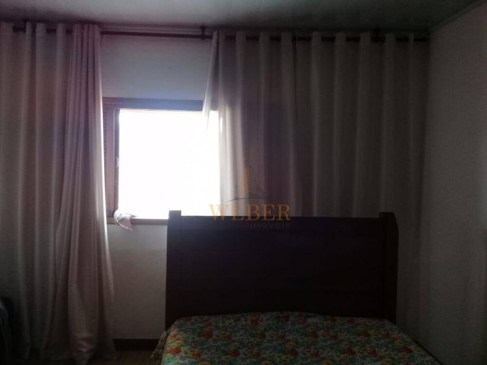 Casa, 4 quartos, 204 m² - Foto 2