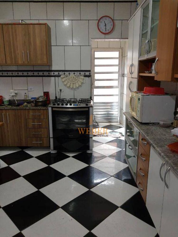 Sobrado à venda com 2 quartos, 110m² - Foto 4