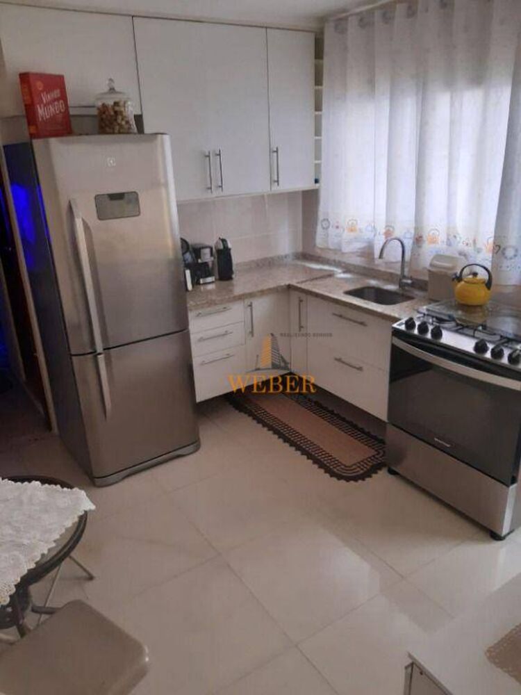 Sobrado à venda com 4 quartos, 210m² - Foto 3