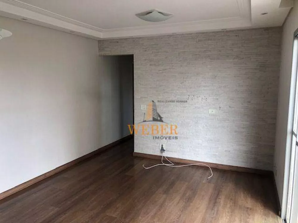 Apartamento à venda com 3 quartos, 75m² - Foto 4