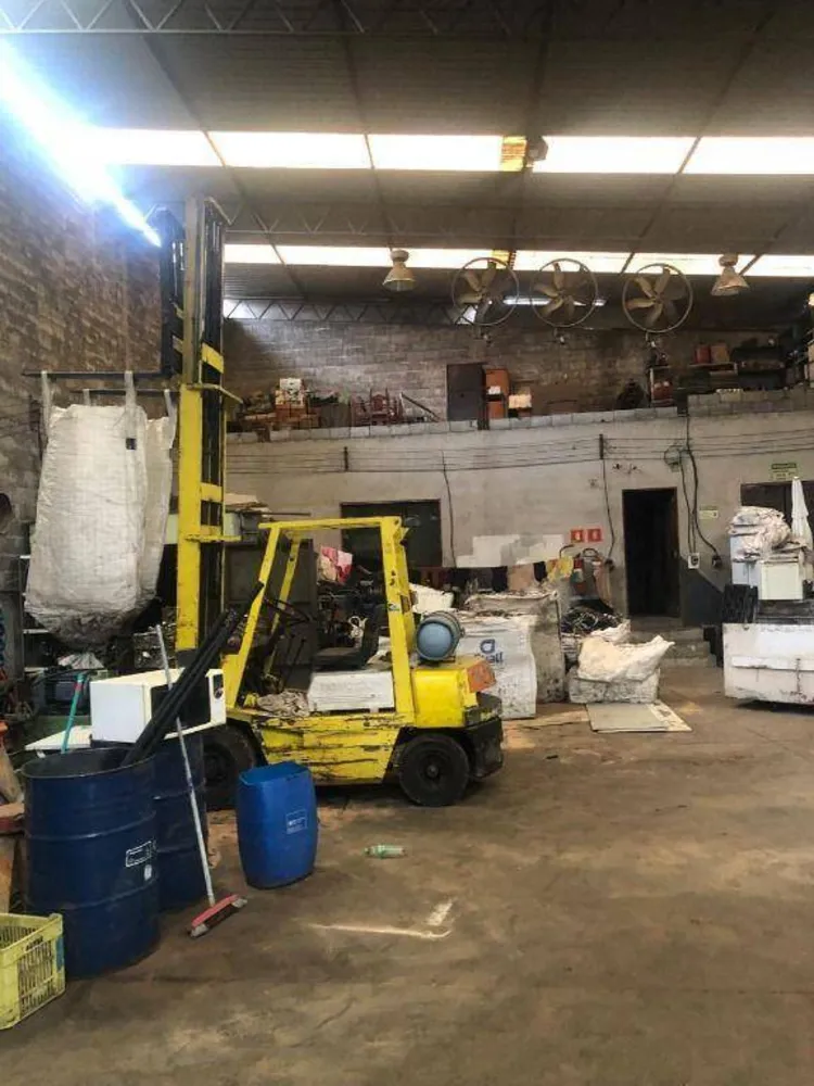Depósito-Galpão, 164 m² - Foto 1