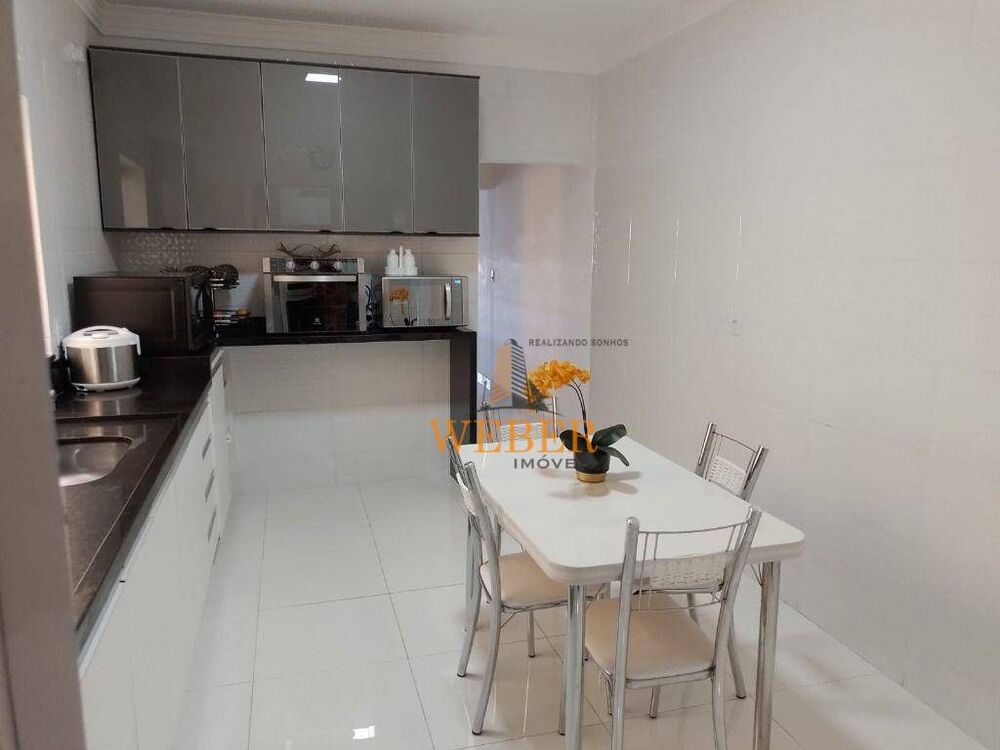 Sobrado, 3 quartos, 290 m² - Foto 4