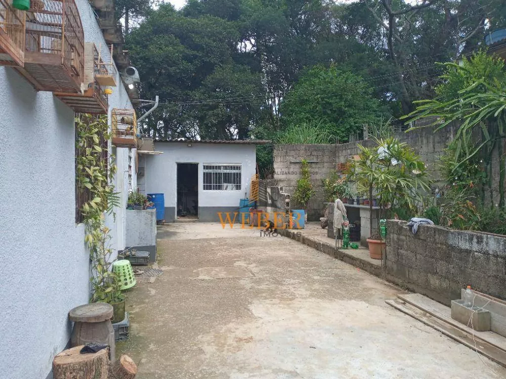 Chácara à venda com 3 quartos, 150m² - Foto 1