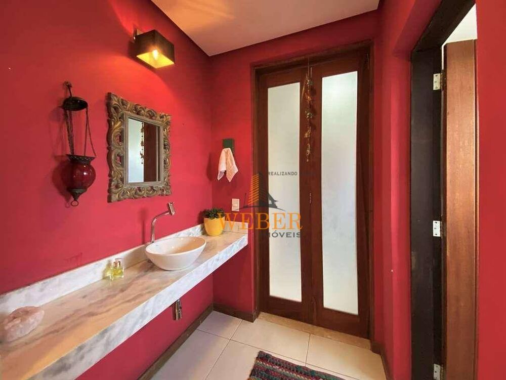 Casa de Condomínio à venda com 3 quartos, 310m² - Foto 4