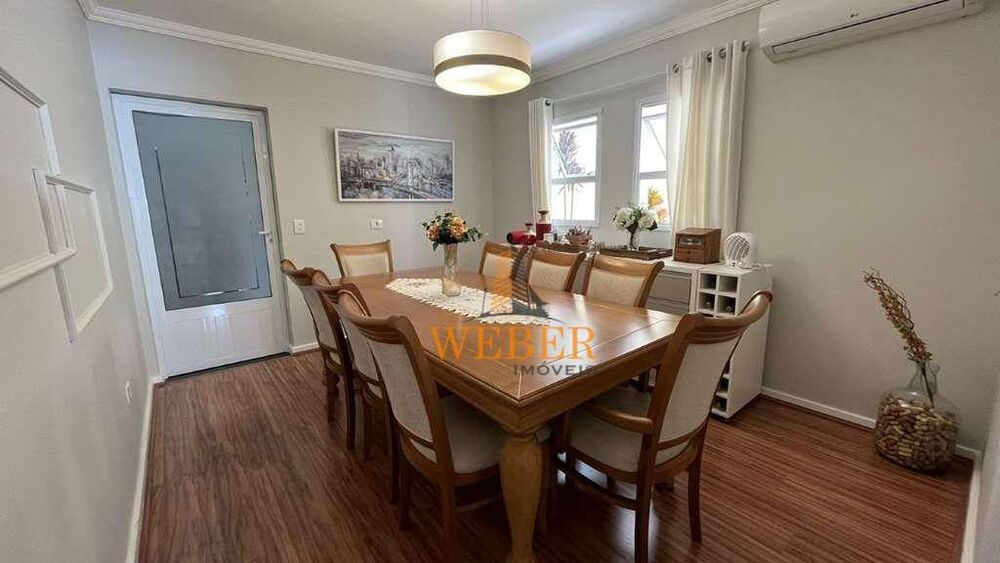 Casa, 3 quartos, 131 m² - Foto 2