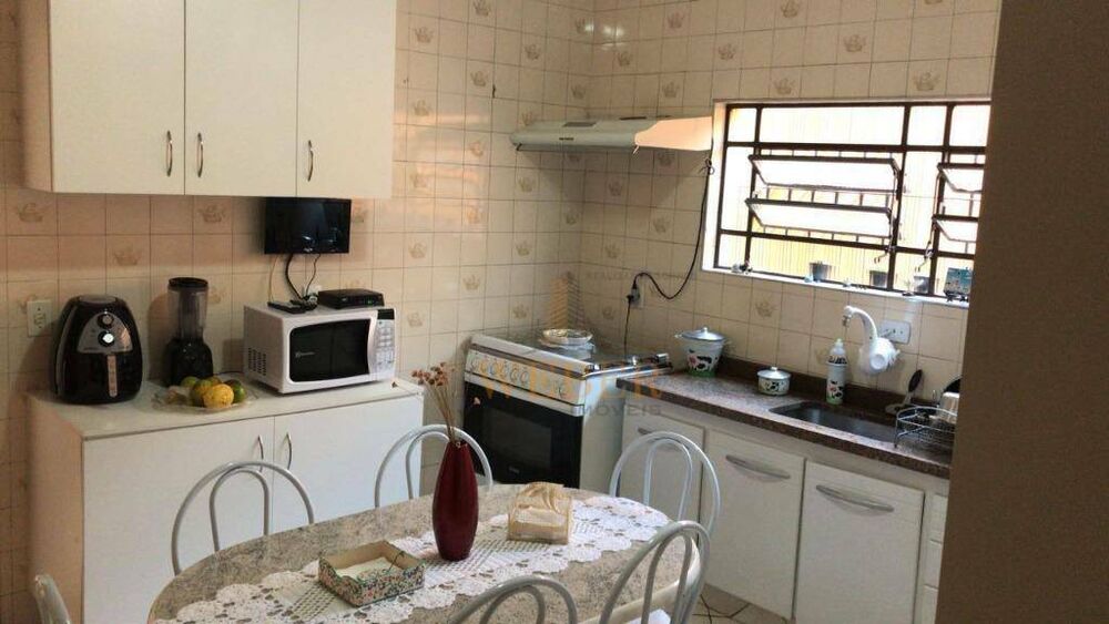 Sobrado, 3 quartos, 200 m² - Foto 8