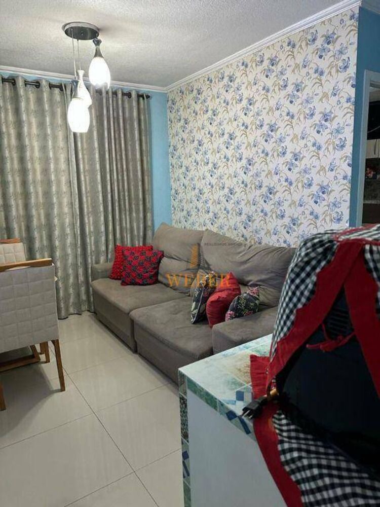 Apartamento à venda com 2 quartos, 40m² - Foto 4