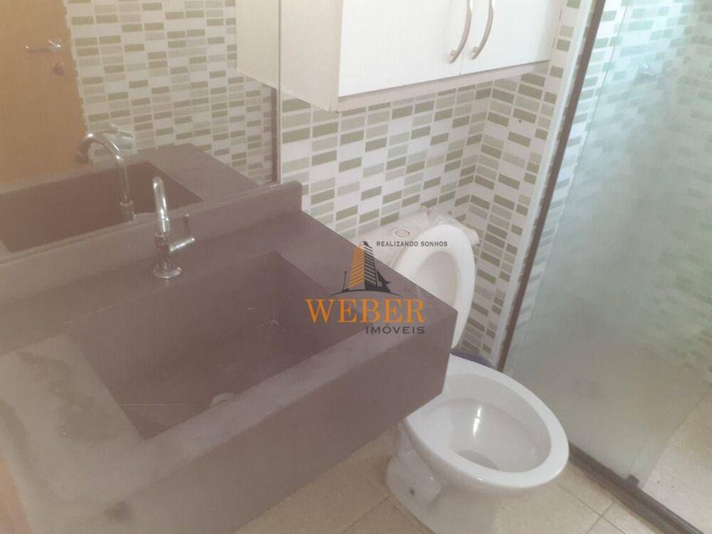 Apartamento para alugar com 2 quartos, 45m² - Foto 4