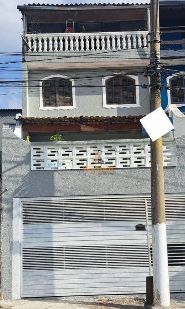 Sobrado, 3 quartos, 240 m² - Foto 1