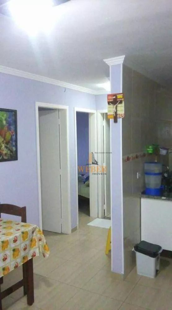 Apartamento à venda com 2 quartos, 50m² - Foto 2