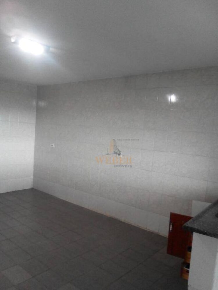 Sobrado à venda com 3 quartos, 243m² - Foto 4