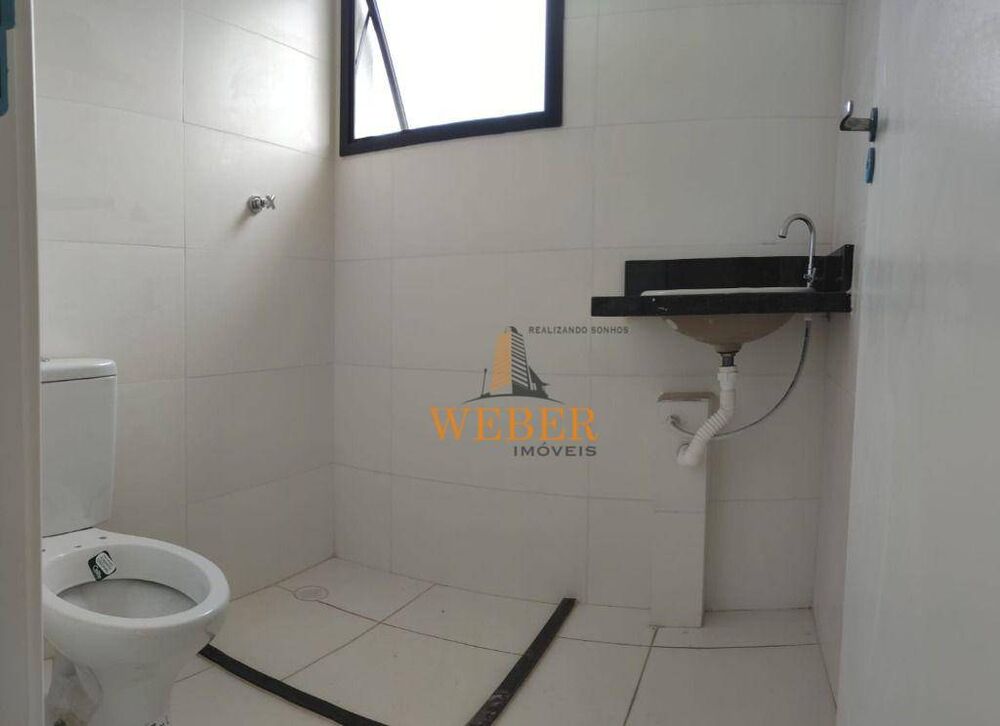 Sobrado à venda com 2 quartos, 78m² - Foto 1