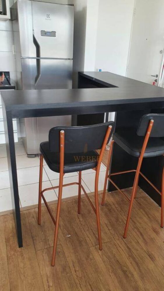 Apartamento à venda com 2 quartos, 70m² - Foto 2