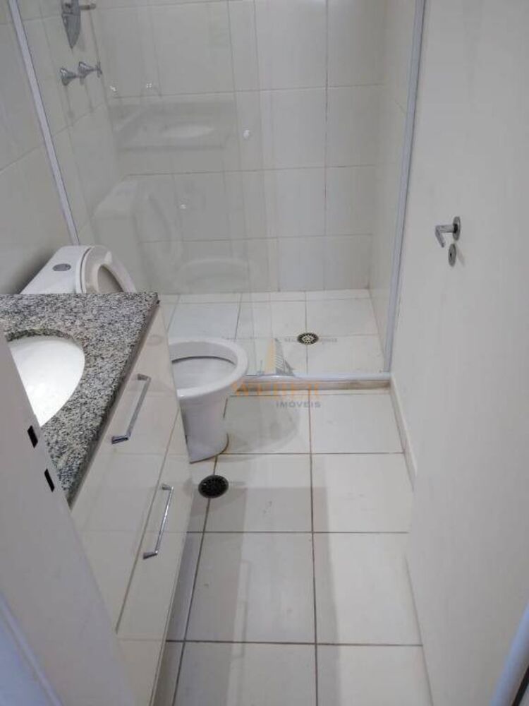 Apartamento à venda com 2 quartos, 70m² - Foto 15