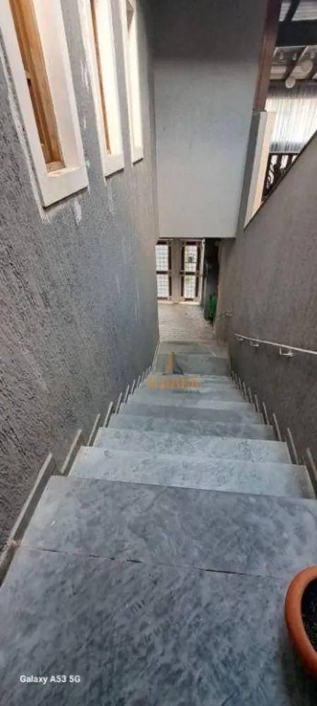 Sobrado, 4 quartos, 228 m² - Foto 3