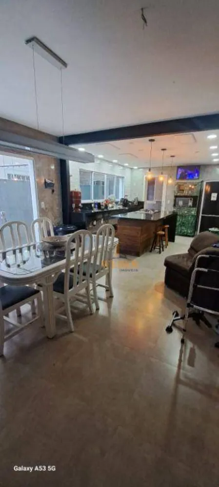 Sobrado, 4 quartos, 228 m² - Foto 8