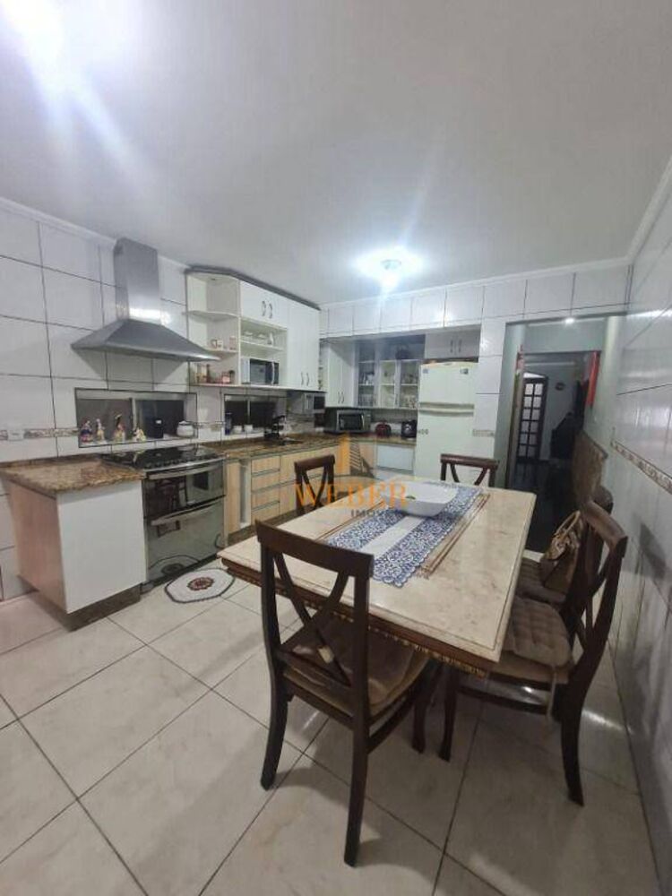 Sobrado, 3 quartos, 390 m² - Foto 8