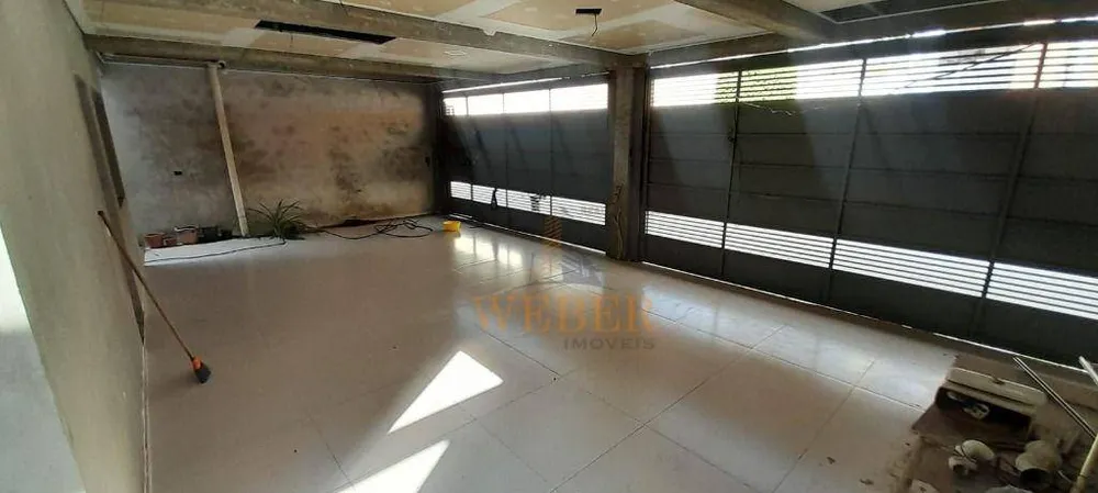 Casa, 3 quartos, 380 m² - Foto 1