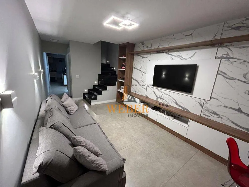 Sobrado, 3 quartos, 127 m² - Foto 1