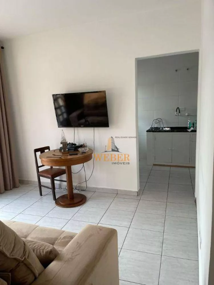 Casa à venda com 2 quartos, 182m² - Foto 2