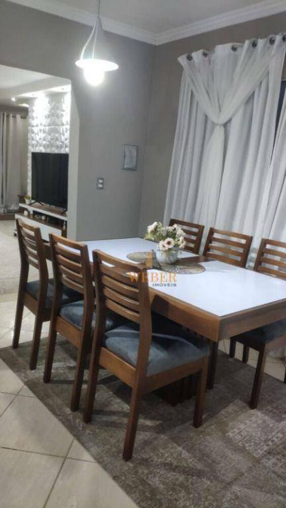 Sobrado à venda com 2 quartos, 190m² - Foto 3