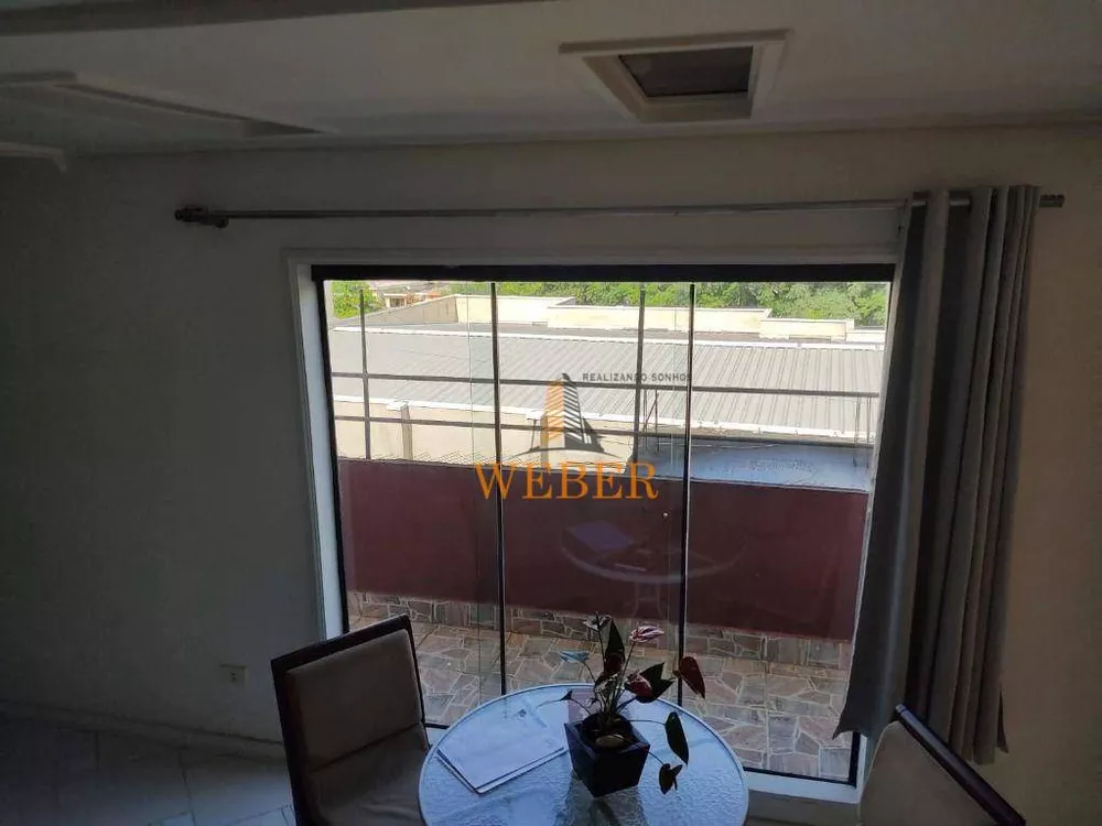 Sobrado à venda com 3 quartos, 280m² - Foto 4