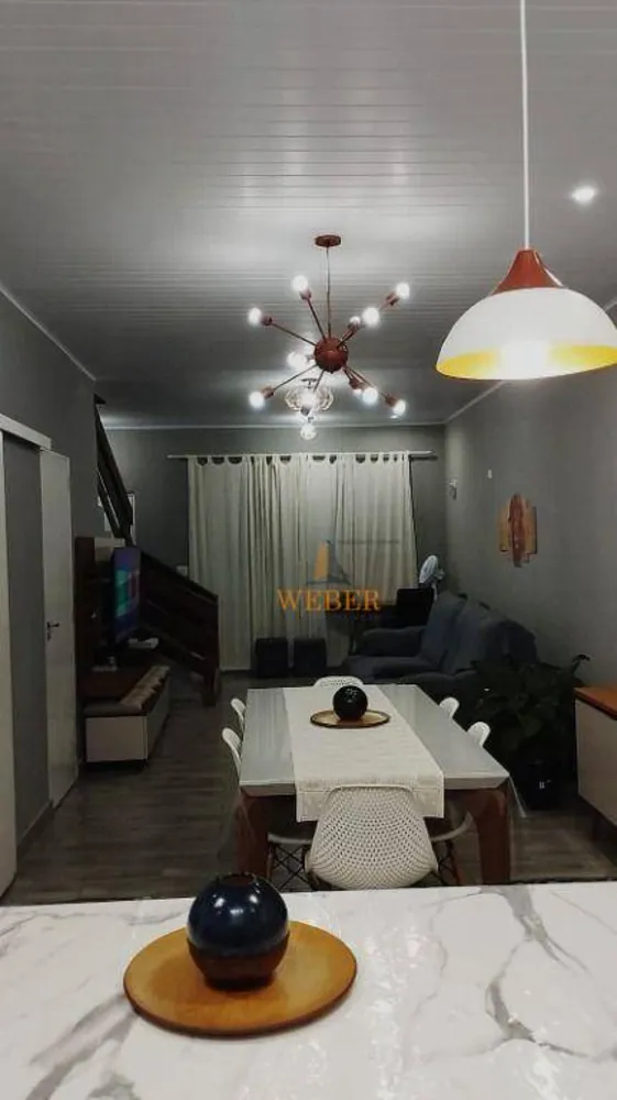 Casa, 2 quartos, 260 m² - Foto 1