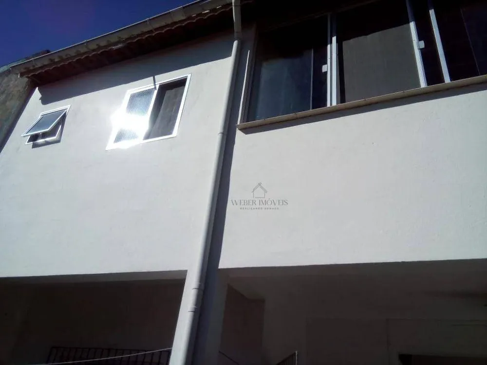 Casa, 4 quartos, 209 m² - Foto 1