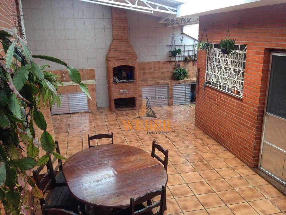 Casa, 3 quartos, 126 m² - Foto 1
