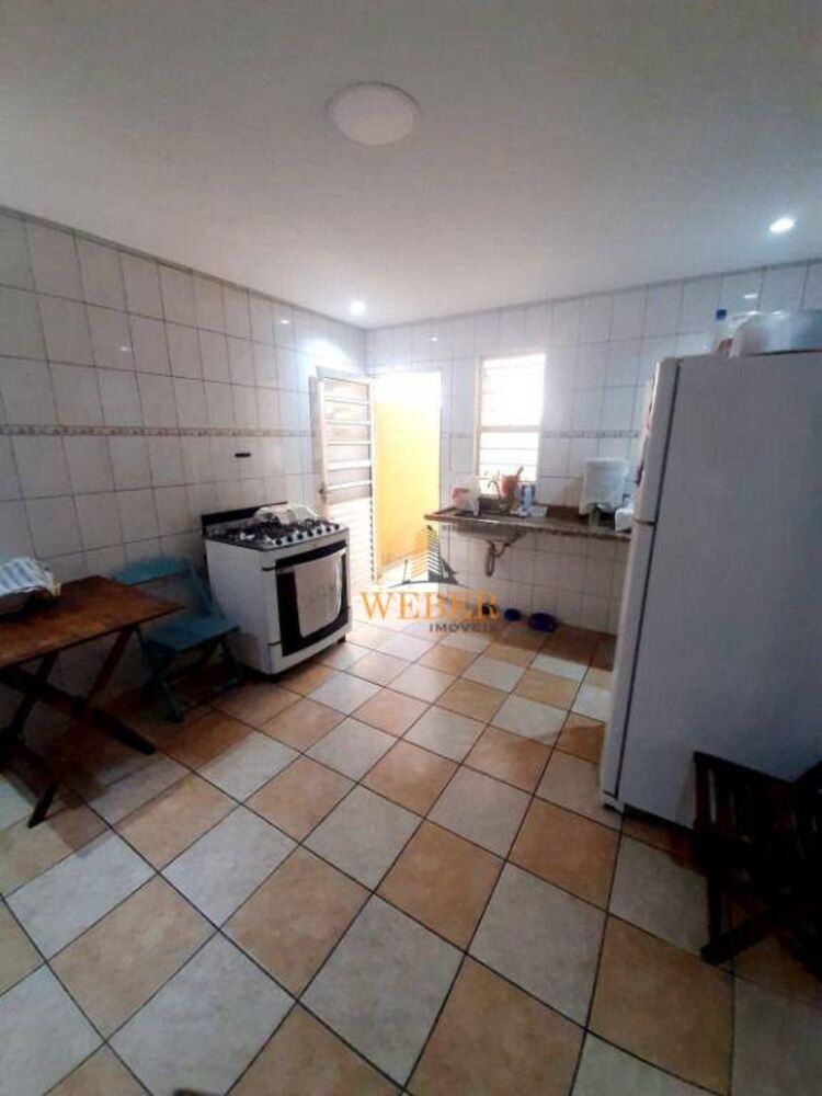 Casa à venda com 3 quartos, 180m² - Foto 5