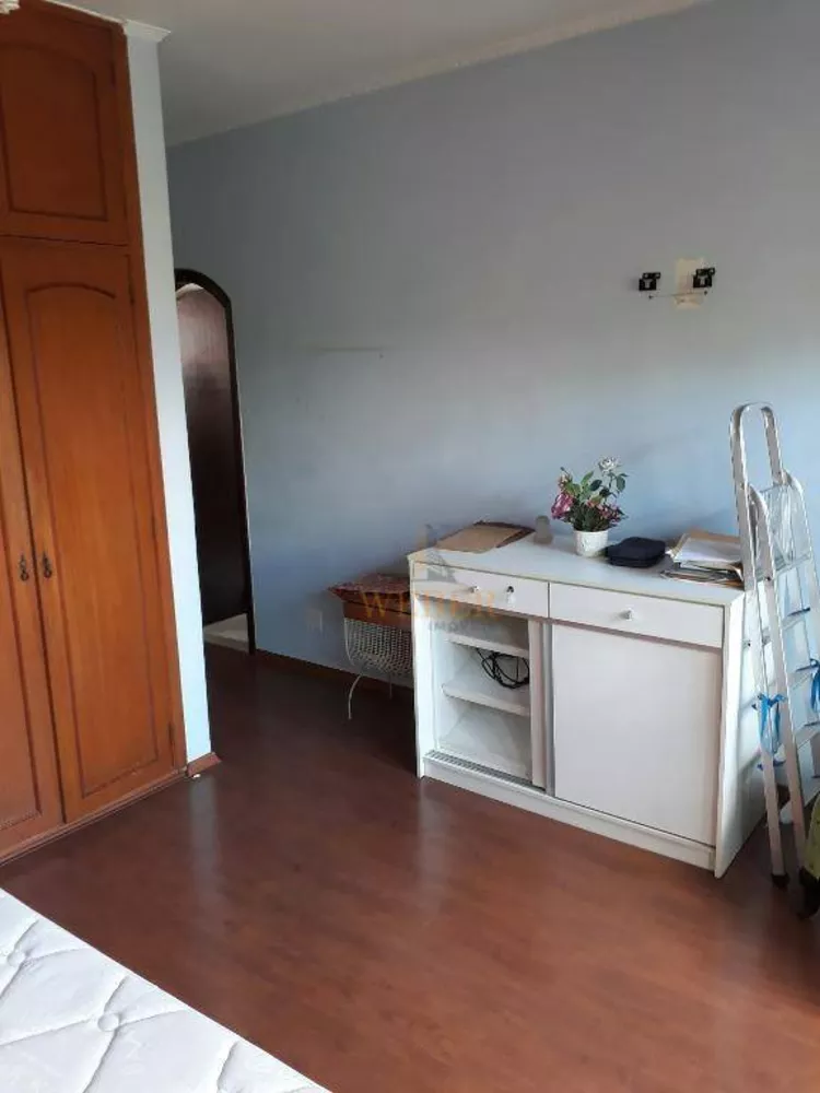 Casa à venda com 3 quartos, 192m² - Foto 8