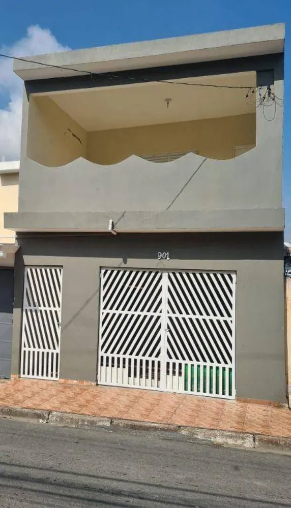 Sobrado, 3 quartos, 179 m² - Foto 2