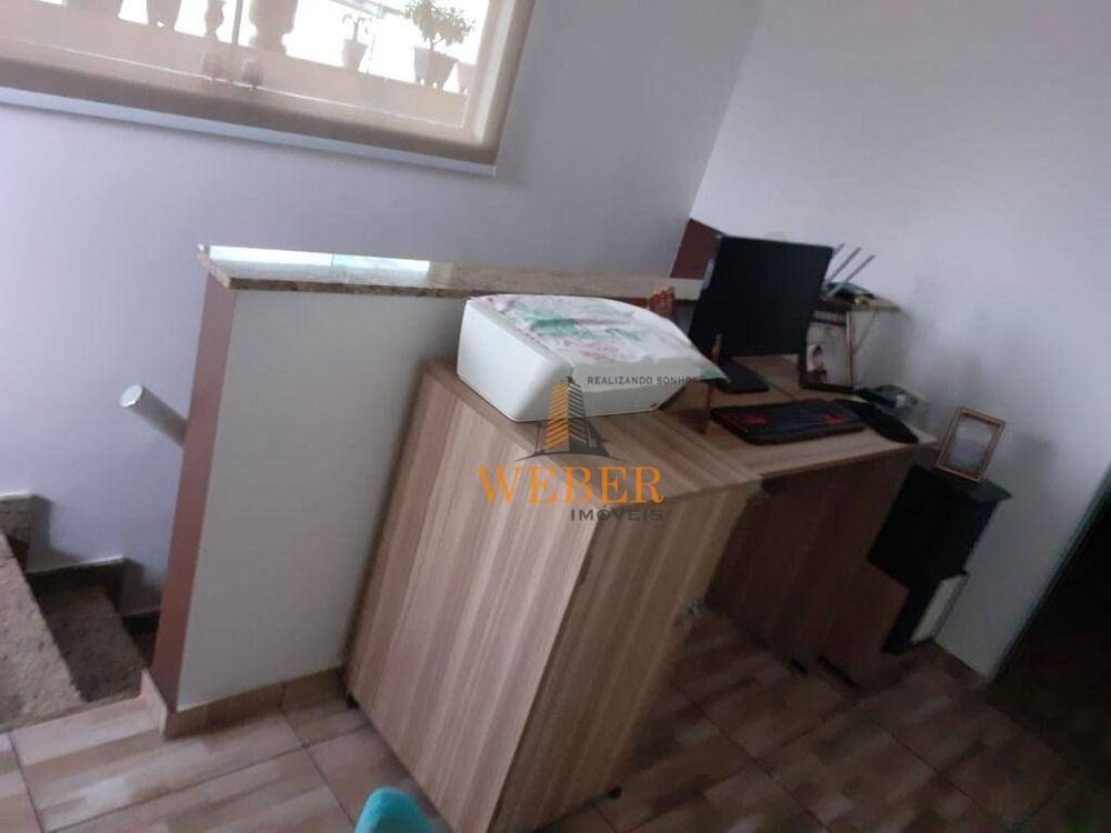 Sobrado, 3 quartos, 210 m² - Foto 4