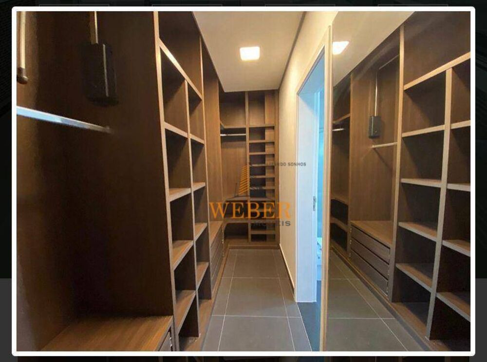 Sobrado à venda com 4 quartos, 536m² - Foto 4