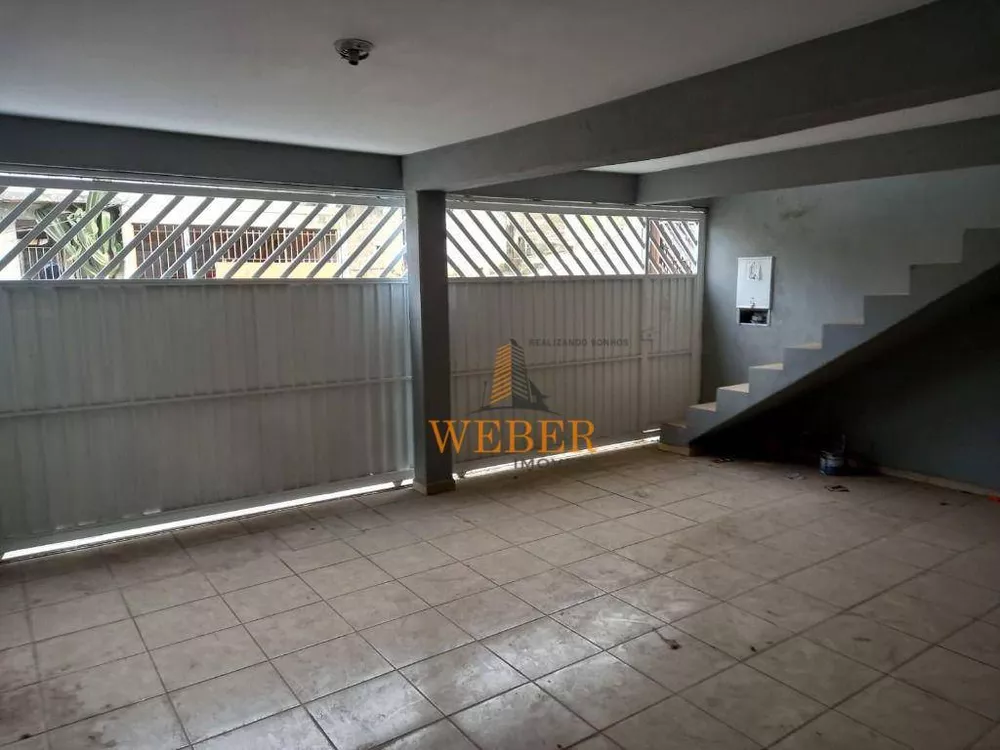 Sobrado, 4 quartos, 240 m² - Foto 1