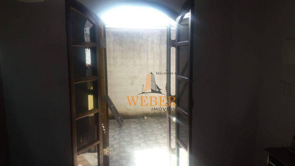 Casa, 4 quartos, 225 m² - Foto 9