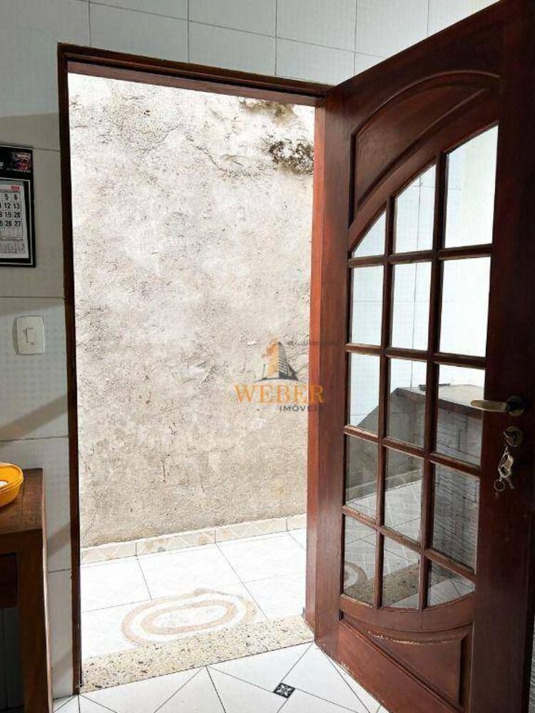 Sobrado à venda com 3 quartos, 190m² - Foto 5