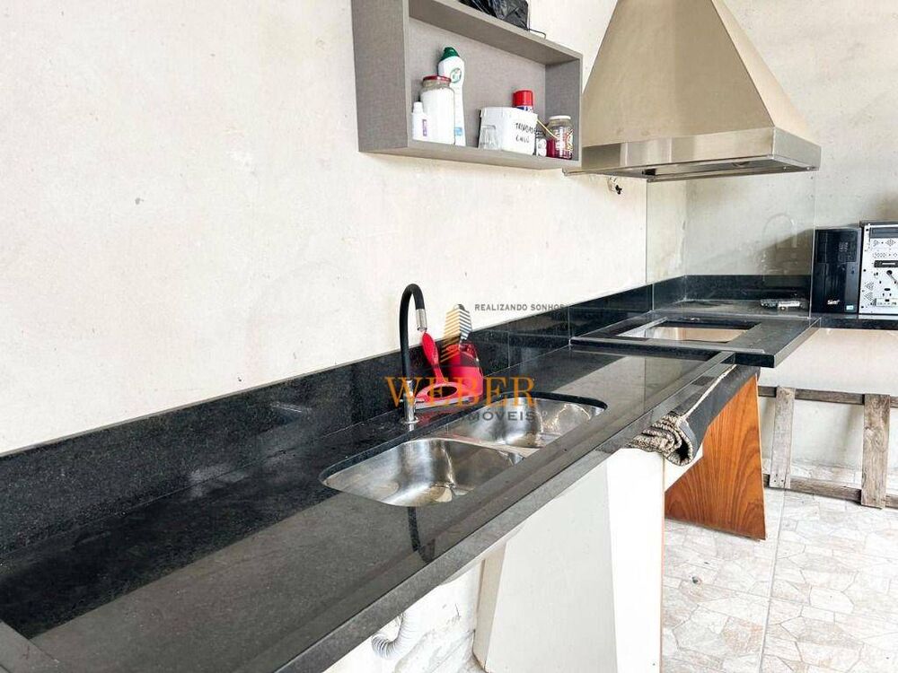 Sobrado à venda com 3 quartos, 190m² - Foto 2