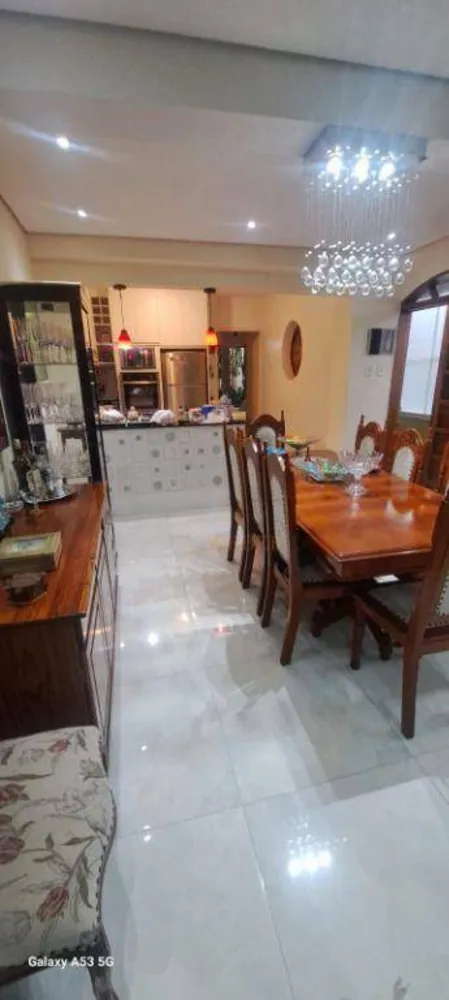 Sobrado, 3 quartos, 226 m² - Foto 8