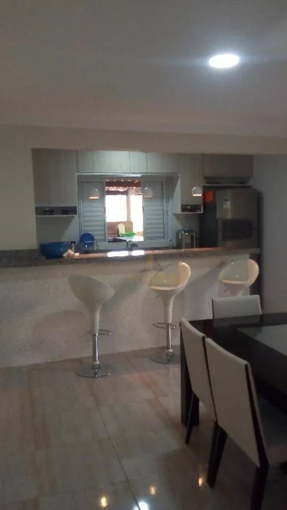 Chácara, 3 quartos, 1100 m² - Foto 4